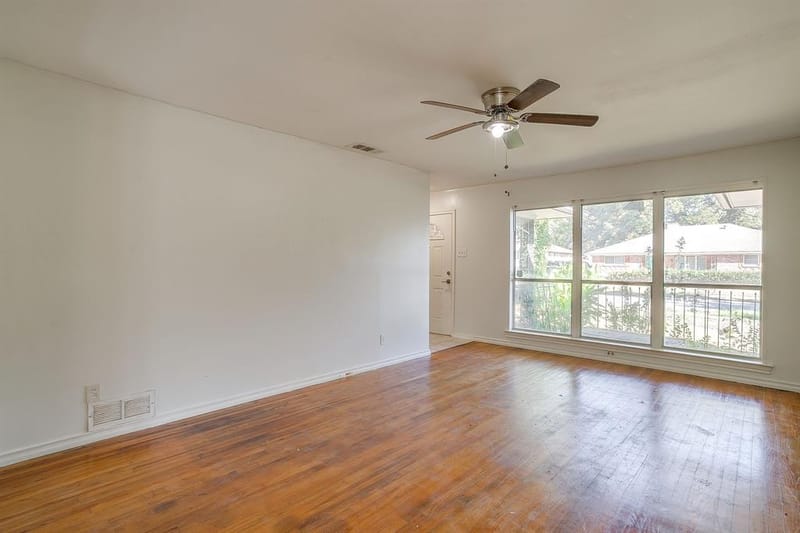 8830 Lapanto Lane, Dallas TX 75227 - Photo 7