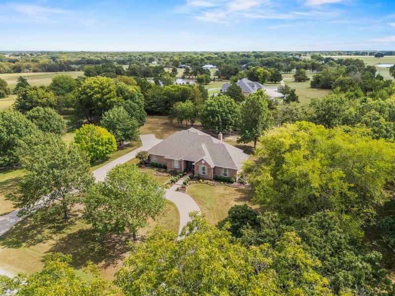 1 Bluebonnet Trail, Greenville TX 75402