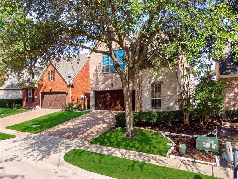 2305 Canyon Creek Drive, McKinney TX 75072 - Photo 3
