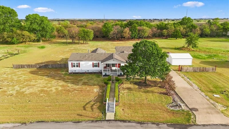 535 Stone Ridge Drive, Ponder TX 76259 - Photo 37