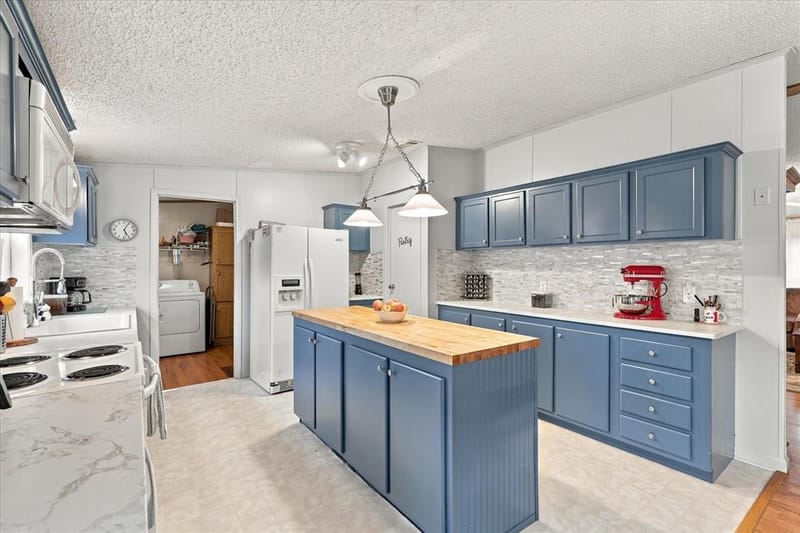 535 Stone Ridge Drive, Ponder TX 76259 - Photo 4