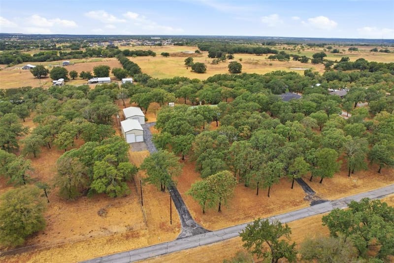 211 Private Road 4931, Springtown TX 76082 - Photo 37