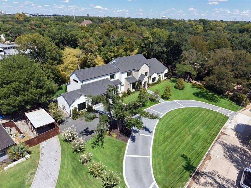 4923 Crooked Lane, Dallas TX 75229 - Photo 7