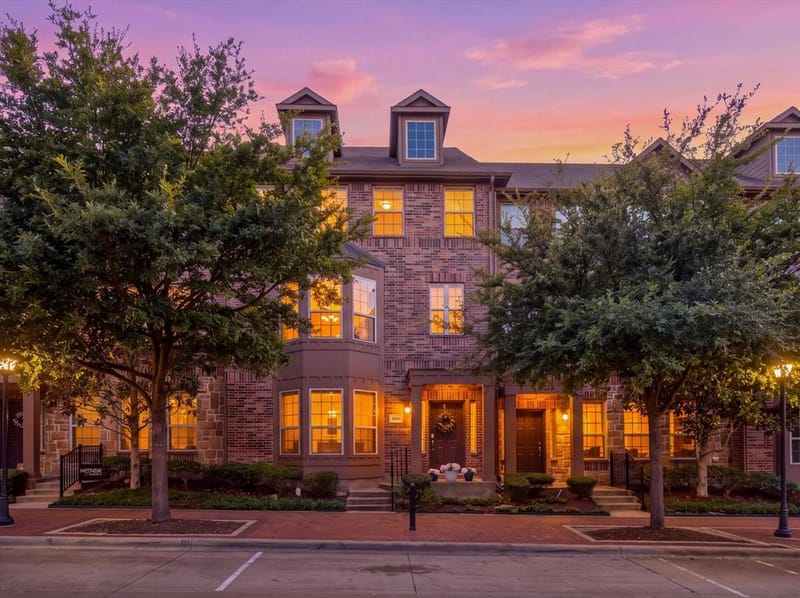 3894 Everwood Lane, Addison TX 75001