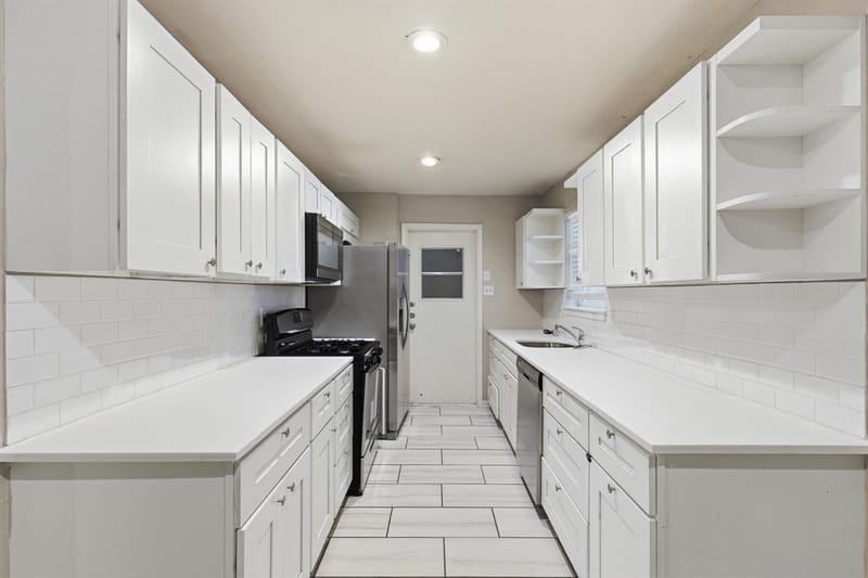 1312 Greenway Drive, Mesquite TX 75149 - Photo 6