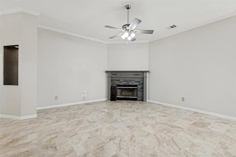 5816 Windy Meadow Lane, Grand Prairie TX 75052 - Photo 5