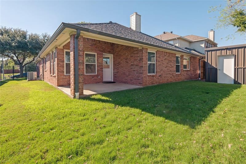 5816 Windy Meadow Lane, Grand Prairie TX 75052 - Photo 25