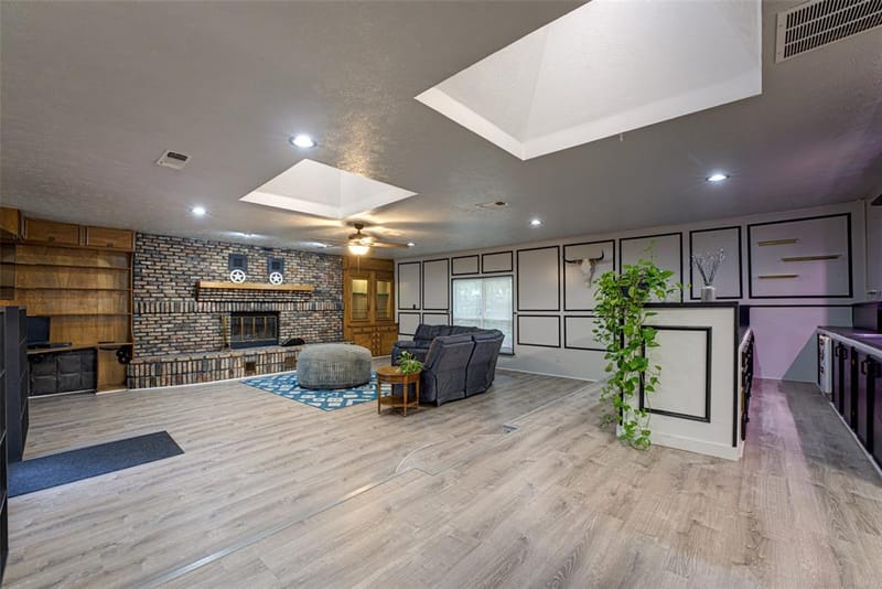 2530 Lakewood Drive, Garland TX 75042 - Photo 6
