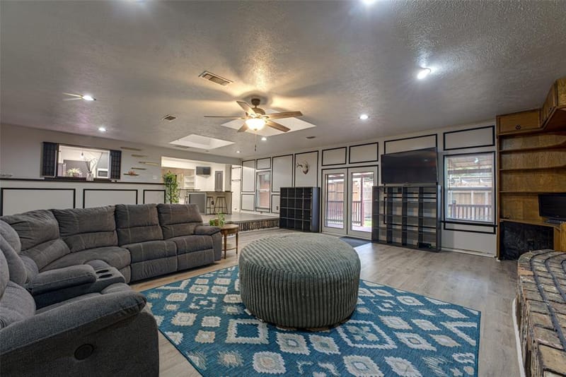 2530 Lakewood Drive, Garland TX 75042 - Photo 7