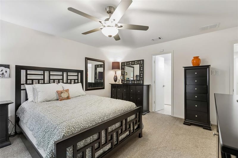9020 Glen Springs Drive, Dallas TX 75243 - Photo 32
