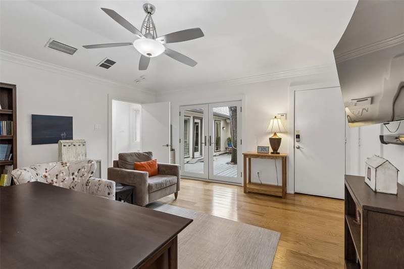 9020 Glen Springs Drive, Dallas TX 75243 - Photo 20