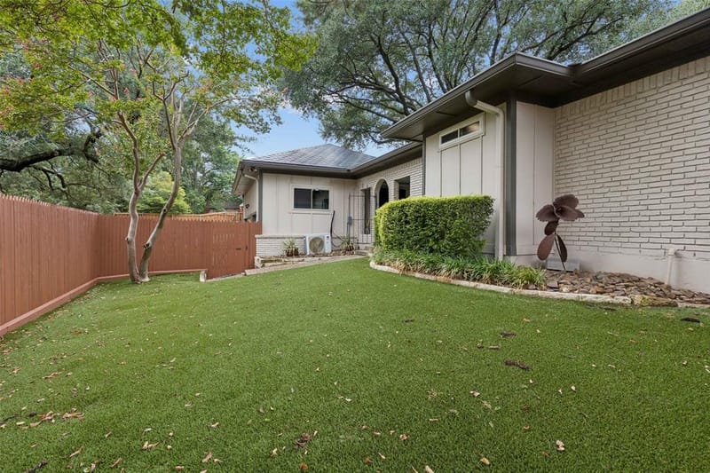 9020 Glen Springs Drive, Dallas TX 75243 - Photo 39