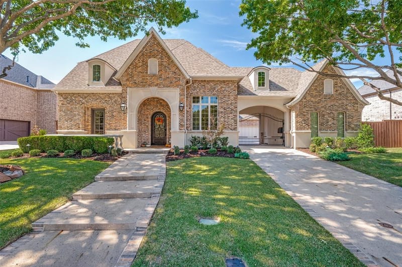 181 Hidden Lake Drive, Prosper TX 75078