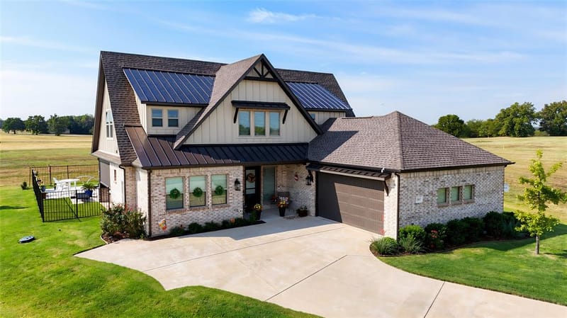 387 Desert Mountain Drive, Gordonville TX 76245