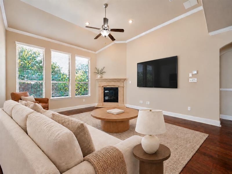 10365 Perkins Lane, Frisco TX 75035 - Photo 2