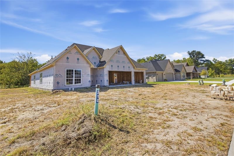 210 Trevor Lane, Greenville TX 75402