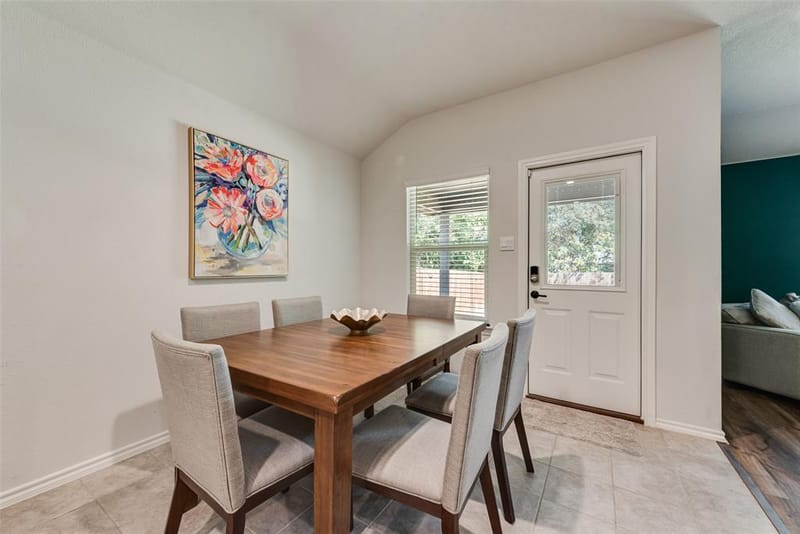540 Bronze Circle E, Springtown TX 76082 - Photo 11