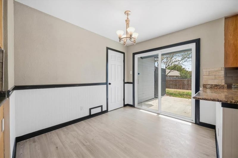 1206 Oakbluff Drive, Lancaster TX 75146 - Photo 9