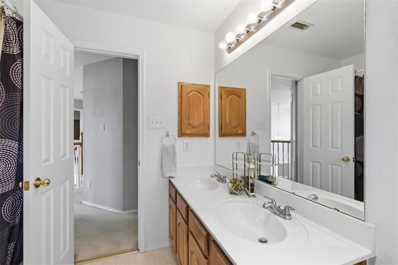 4521 Newport Drive, The Colony TX 75056 - Photo 33