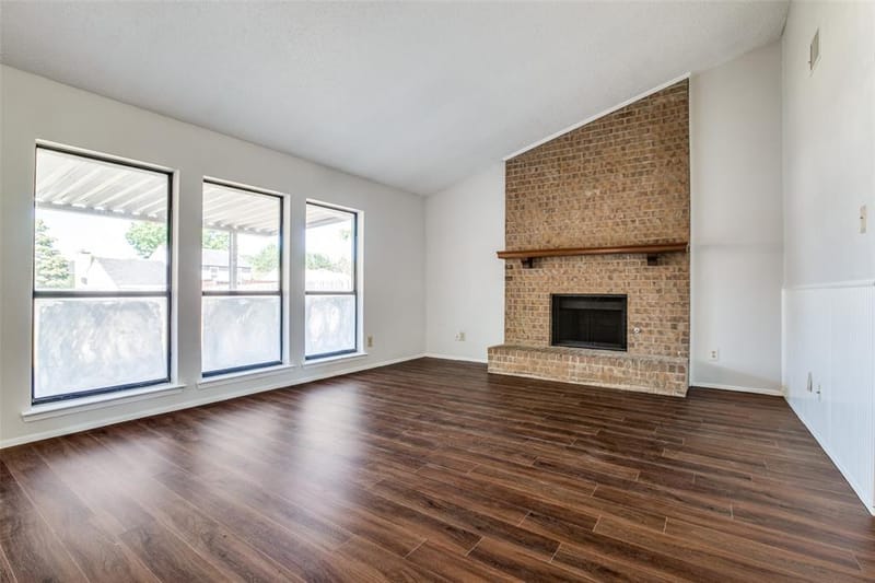 219 Southerland Avenue, Mesquite TX 75150 - Photo 3