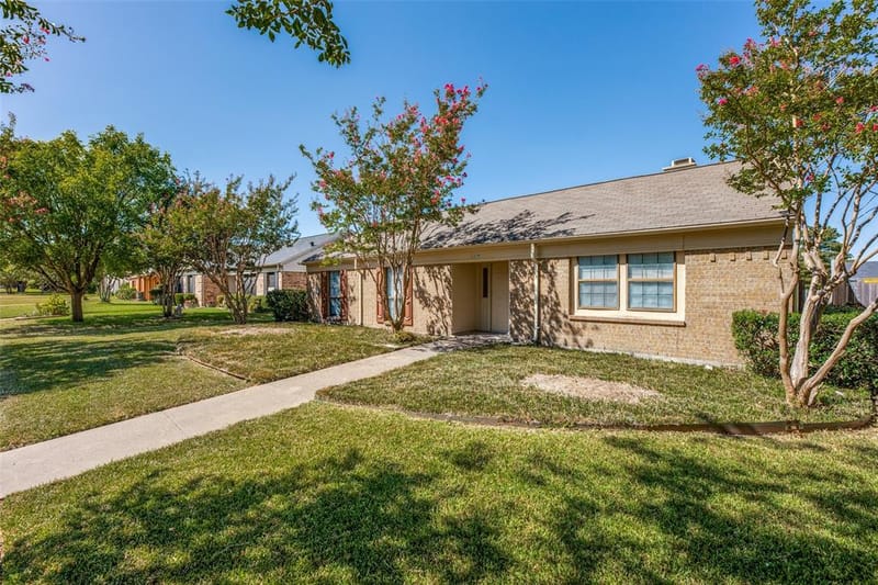 219 Southerland Avenue, Mesquite TX 75150