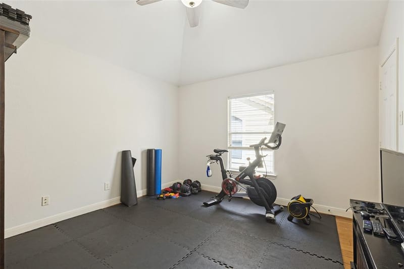 1142 N Bishop Avenue, Dallas TX 75208 - Photo 18