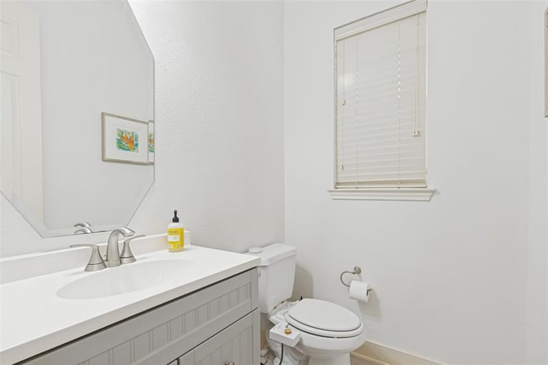 1142 N Bishop Avenue, Dallas TX 75208 - Photo 11