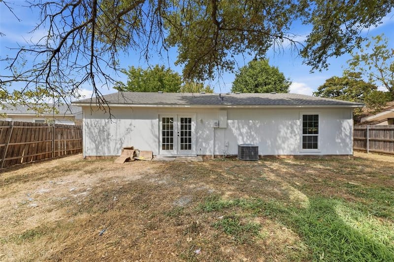 3817 Longmeadow Way, Fort Worth TX 76133 - Photo 32
