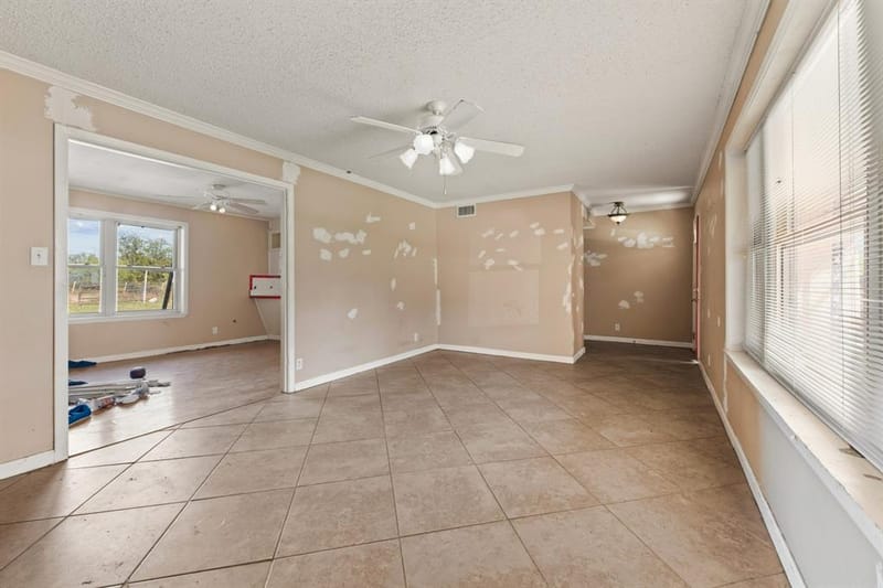 515 E Belknap Street, Jacksboro TX 76458 - Photo 13
