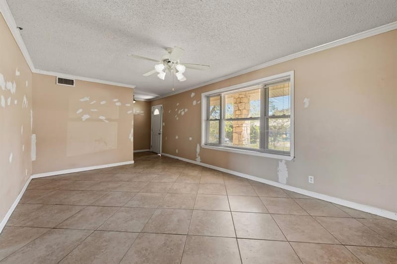 515 E Belknap Street, Jacksboro TX 76458 - Photo 12