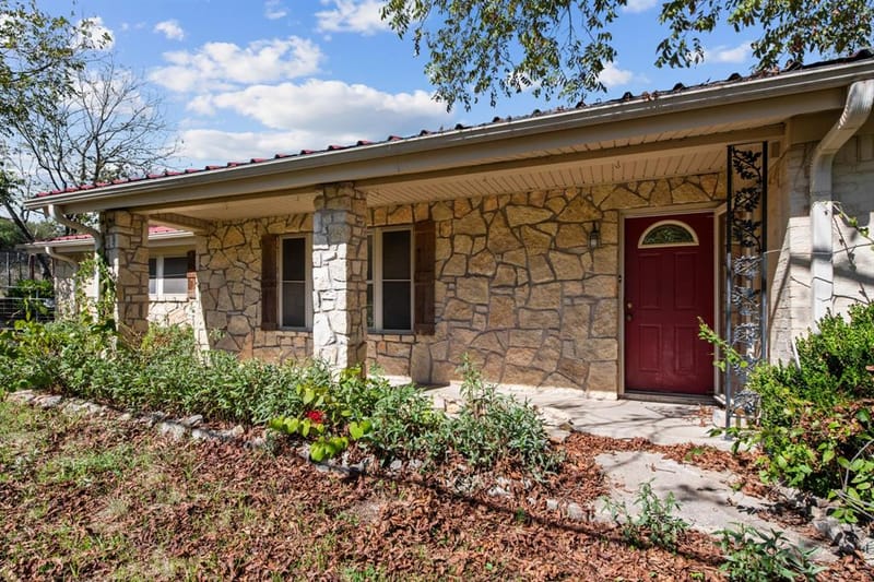 515 E Belknap Street, Jacksboro TX 76458 - Photo 9