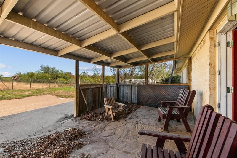 515 E Belknap Street, Jacksboro TX 76458 - Photo 30