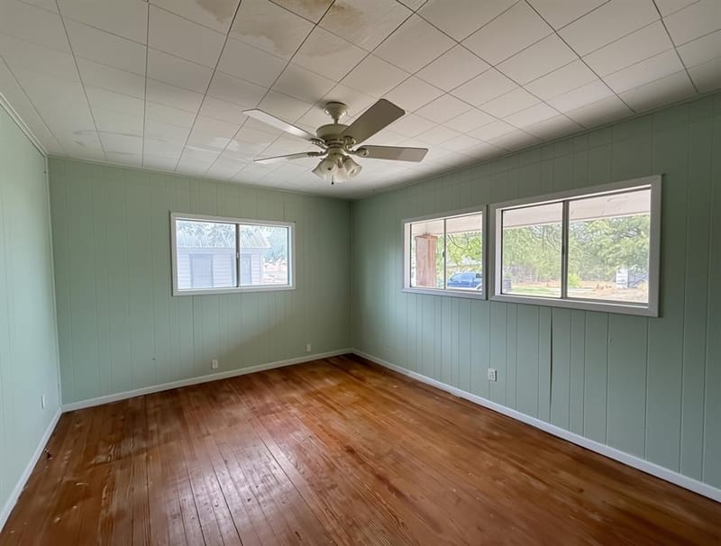 405 N Pearl Street, Comanche TX 76442 - Photo 2