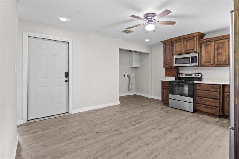 107 S Flower Lane, Chico TX 76431 - Photo 14