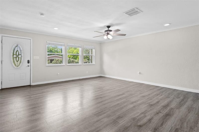 107 S Flower Lane, Chico TX 76431 - Photo 4