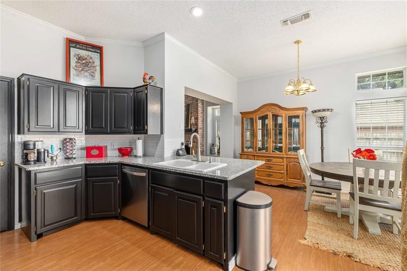 1605 Southgate Drive, Brownwood TX 76801 - Photo 9