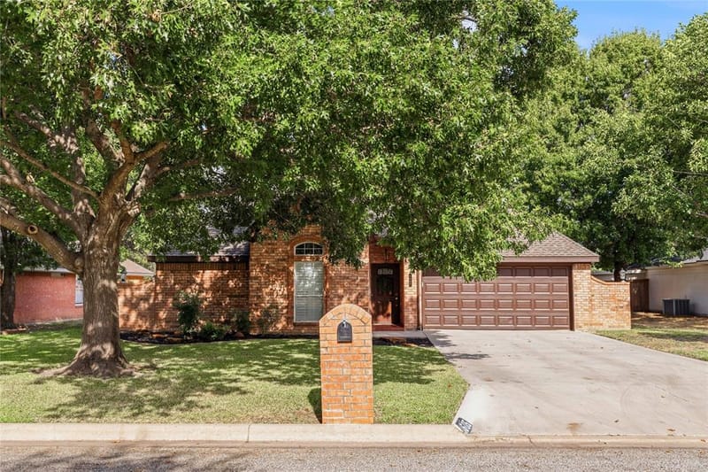 1605 Southgate Drive, Brownwood TX 76801 - Photo 29