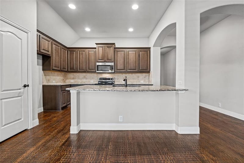 2107 Victoria Lane, Princeton TX 75407 - Photo 6