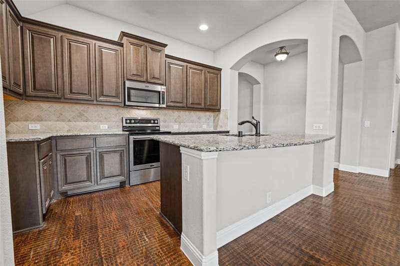 2107 Victoria Lane, Princeton TX 75407 - Photo 7