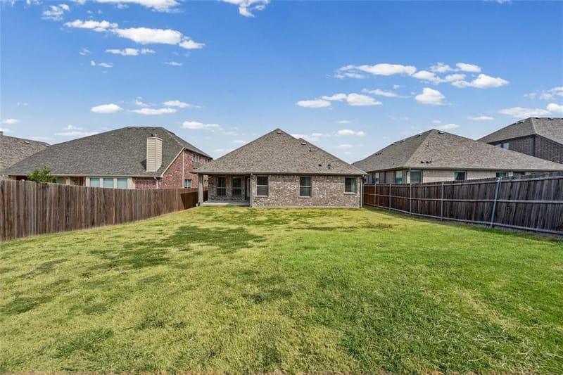 2107 Victoria Lane, Princeton TX 75407 - Photo 25