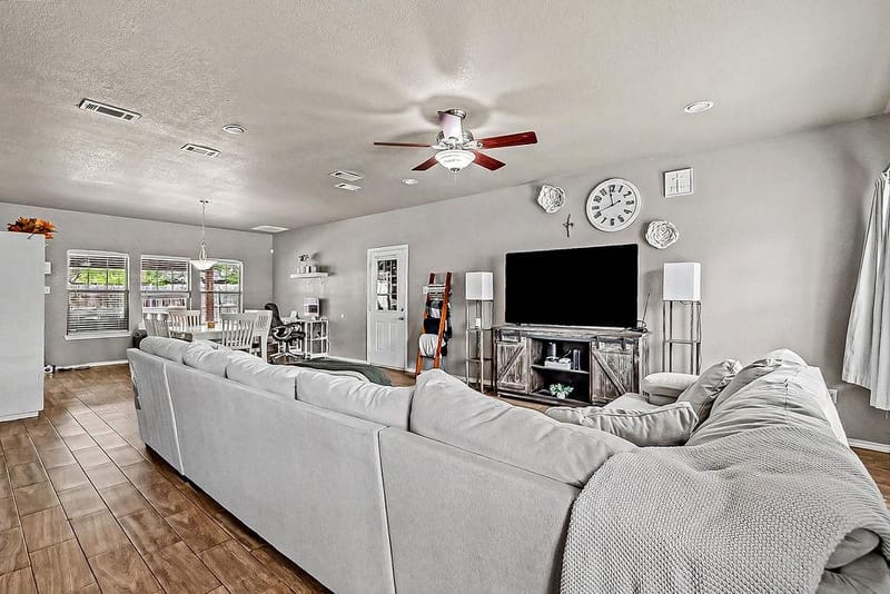 105 Water Lane, Crowley TX 76036 - Photo 7