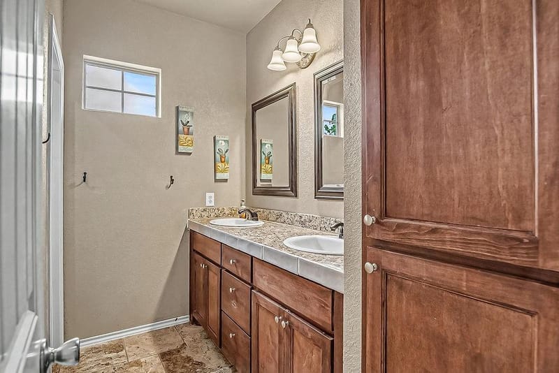 105 Water Lane, Crowley TX 76036 - Photo 24
