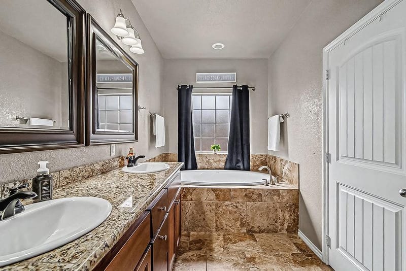 105 Water Lane, Crowley TX 76036 - Photo 18