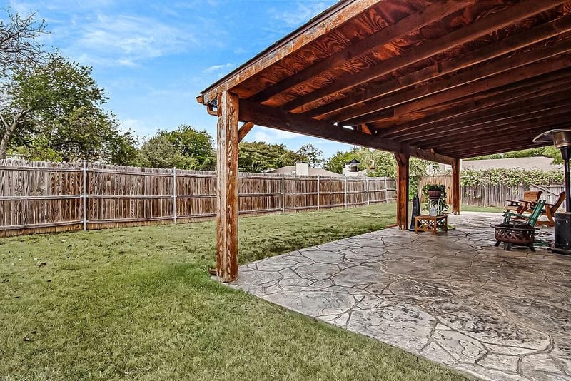 105 Water Lane, Crowley TX 76036 - Photo 31