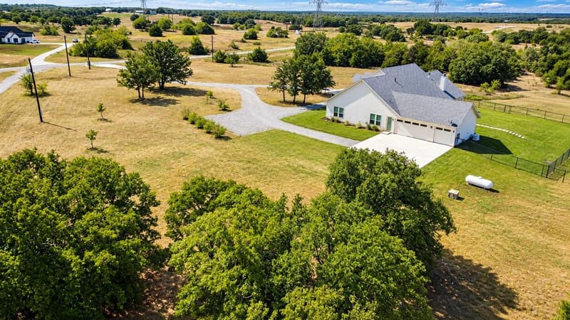 109 Bear Cat Court, Alvord TX 76225 - Photo 36