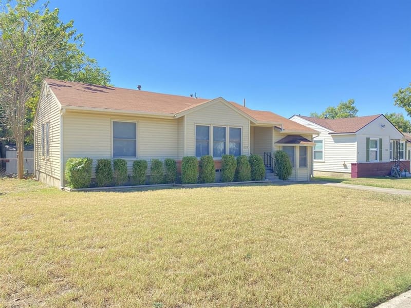 2322 Fenwick Drive, Dallas TX 75228