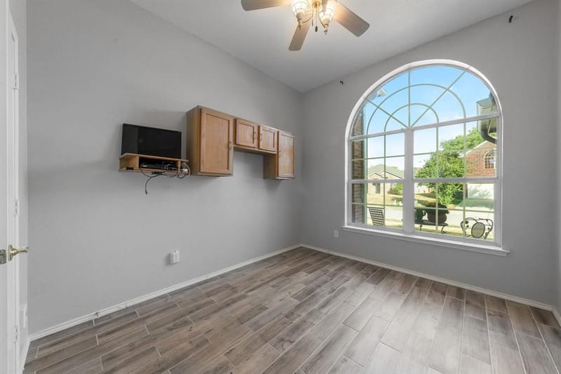 215 Longhorn Trail, Grand Prairie TX 75052 - Photo 27