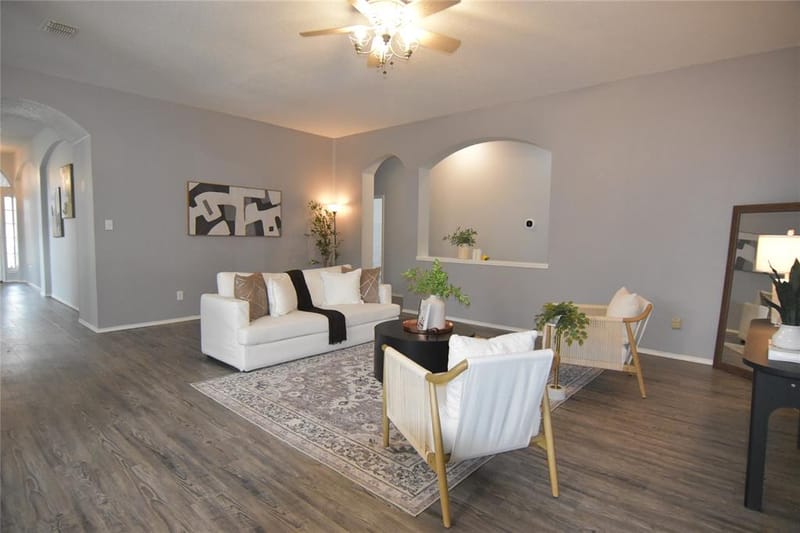 215 Longhorn Trail, Grand Prairie TX 75052 - Photo 9