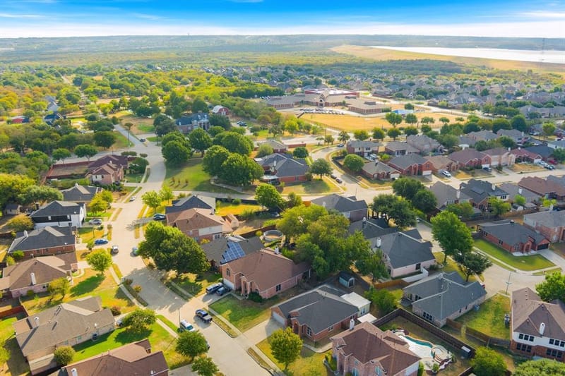 215 Longhorn Trail, Grand Prairie TX 75052 - Photo 34