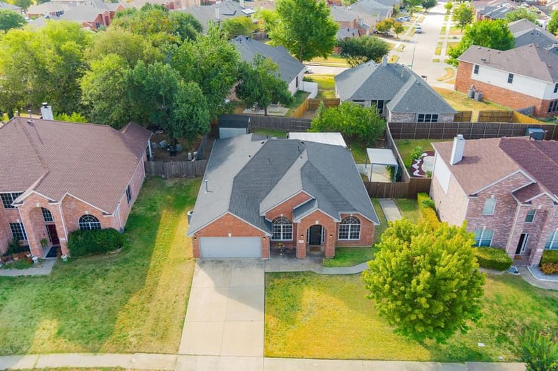 215 Longhorn Trail, Grand Prairie TX 75052 - Photo 33
